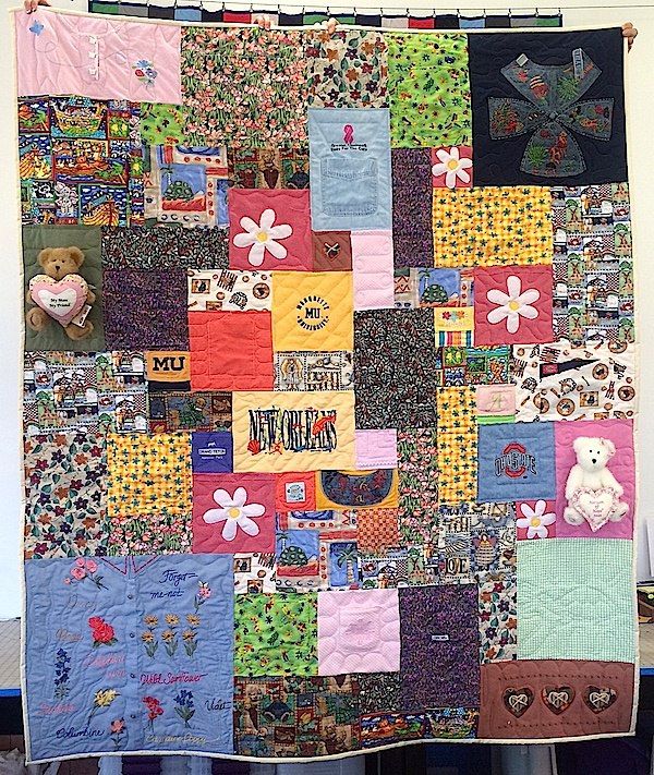 Memorial_quilt_with_bears