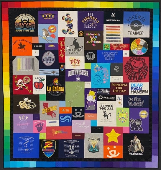 rainbow border on a T-shirt quilt by Too Cool T-shirt Quilts